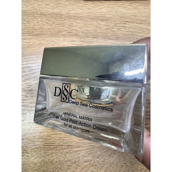 Deep Sea Cosmetics Mineral Matrix 24K Gold Treatment Kit - Picture 9 of 13